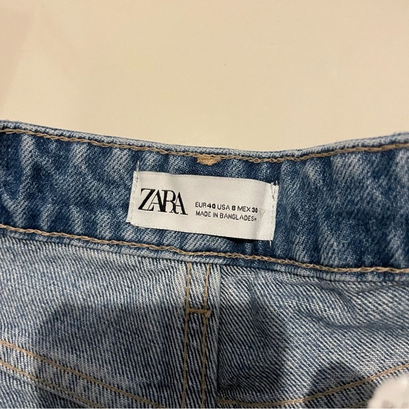 Zara Blue Jean Shorts - Picture 2 of 6